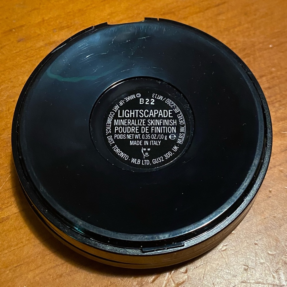 MAC Mineralize Skinfinish Powder Highlighter - Picture 9 of 17